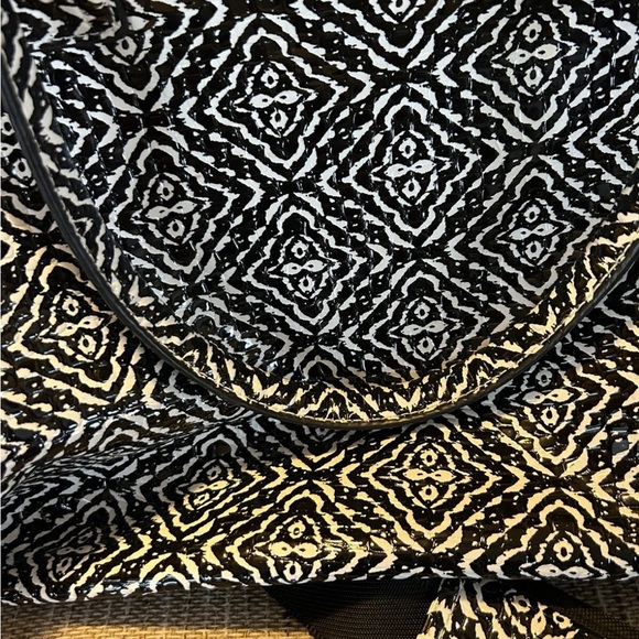 Nicole Miller Black and White Geometric Weekender Travel Bag - Picture 12 of 16